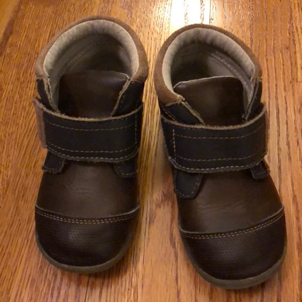 Adorable See Kai Run Toddler Boys Boots Sz 10